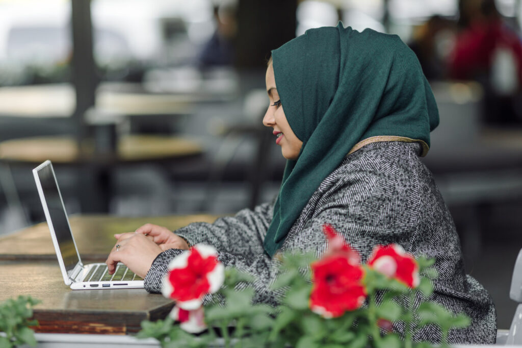 شغل های اینترنتی