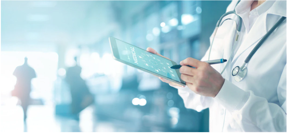 رشته انفورماتیک پزشکی