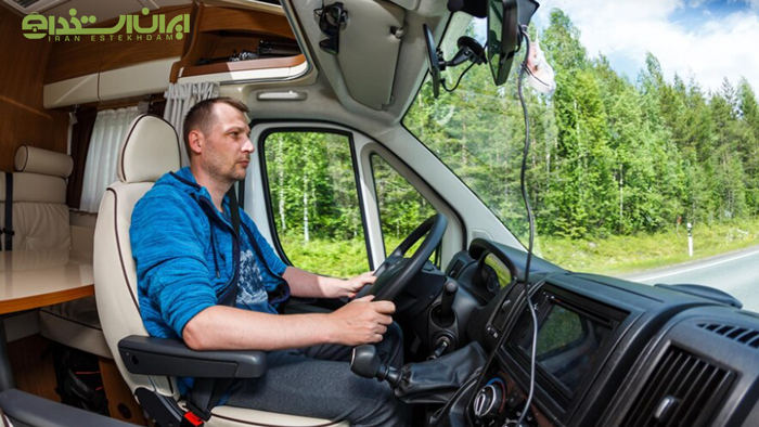معرفی شغل راننده کامیون (مزایا و معایب، درآمد)