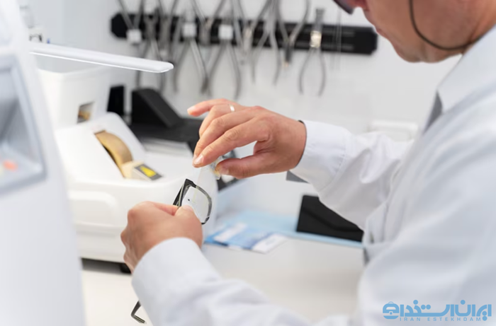 شغل عینک سازی 